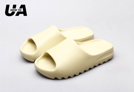 Yeezy SLIDE "Sand" (Run smaller, please choose a bigger size) 6344