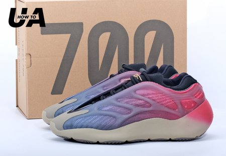 Adidas Yeezy 700v3 Fade Carbon 36-48